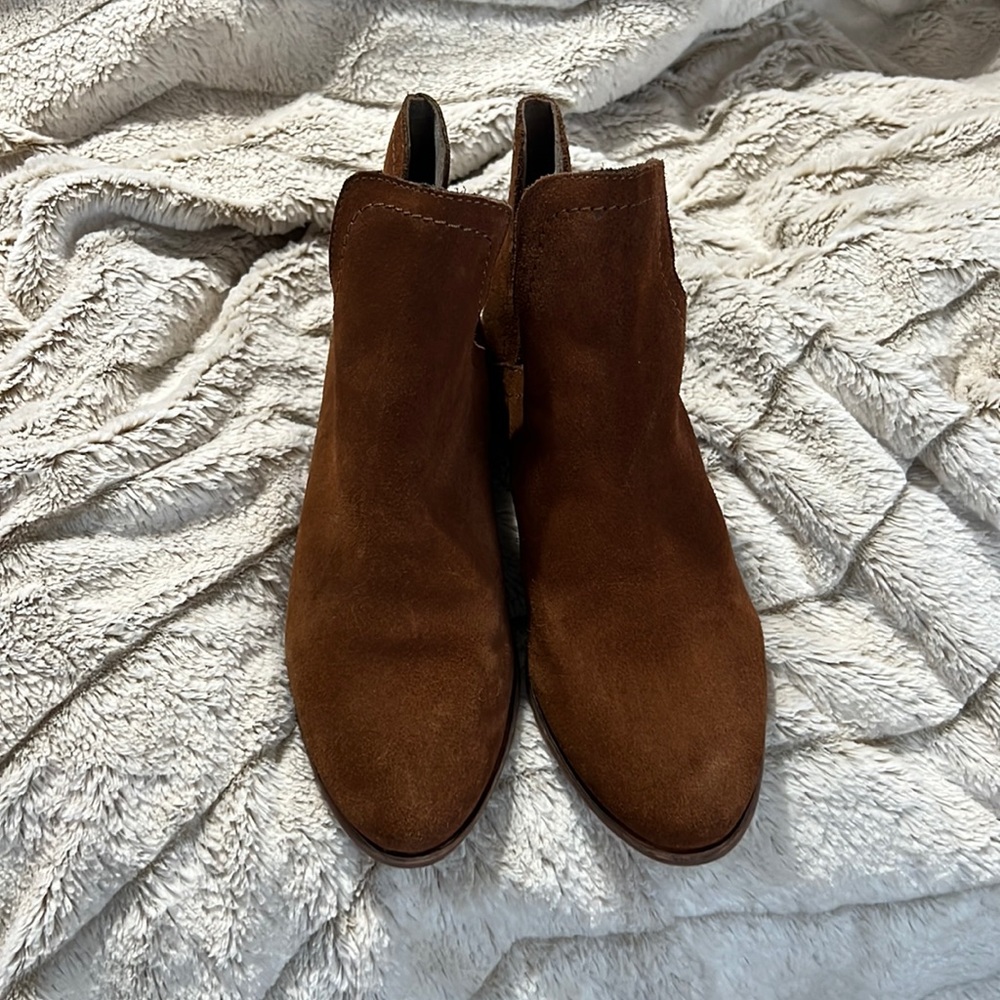 Women’s Ankle Booties